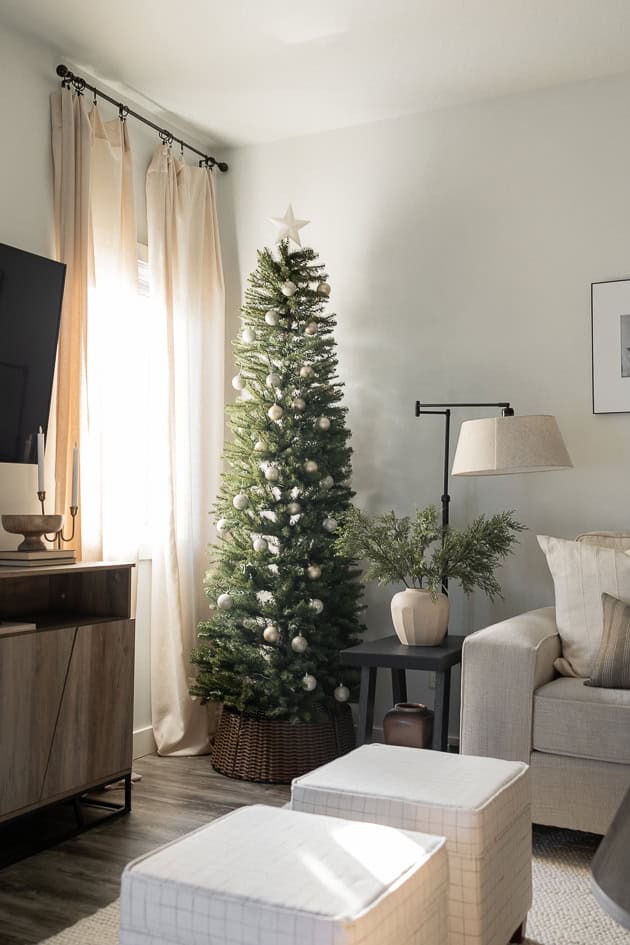 christmas living room decor